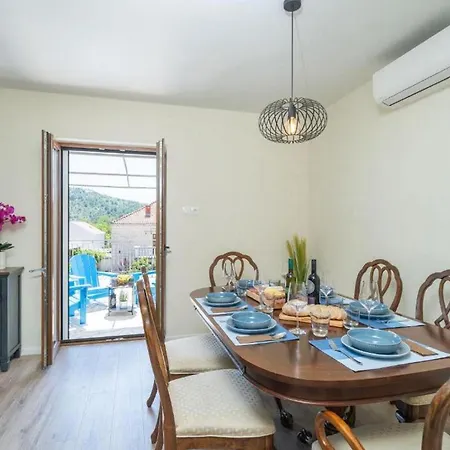 Charming House With Jaccuzi,terrace,lounge Area * ムリニ
